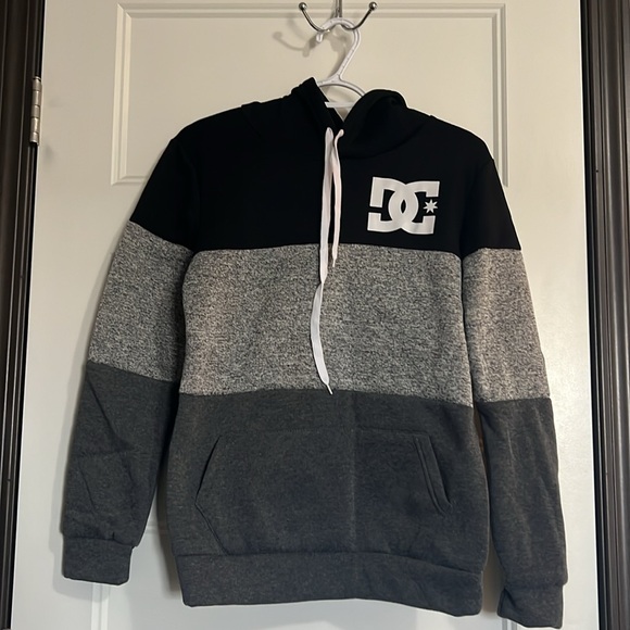 DC track suit - Picture 3 of 4